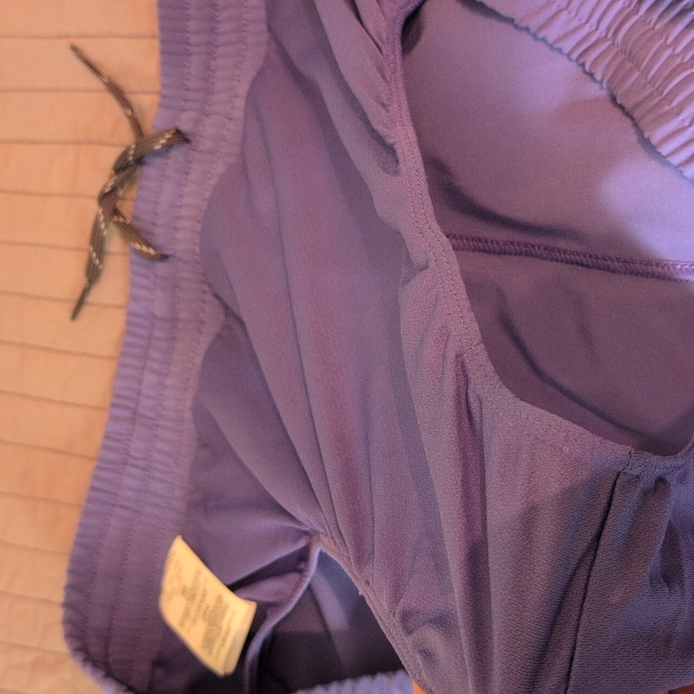 Columbia purple shorts - Picture 12 of 12